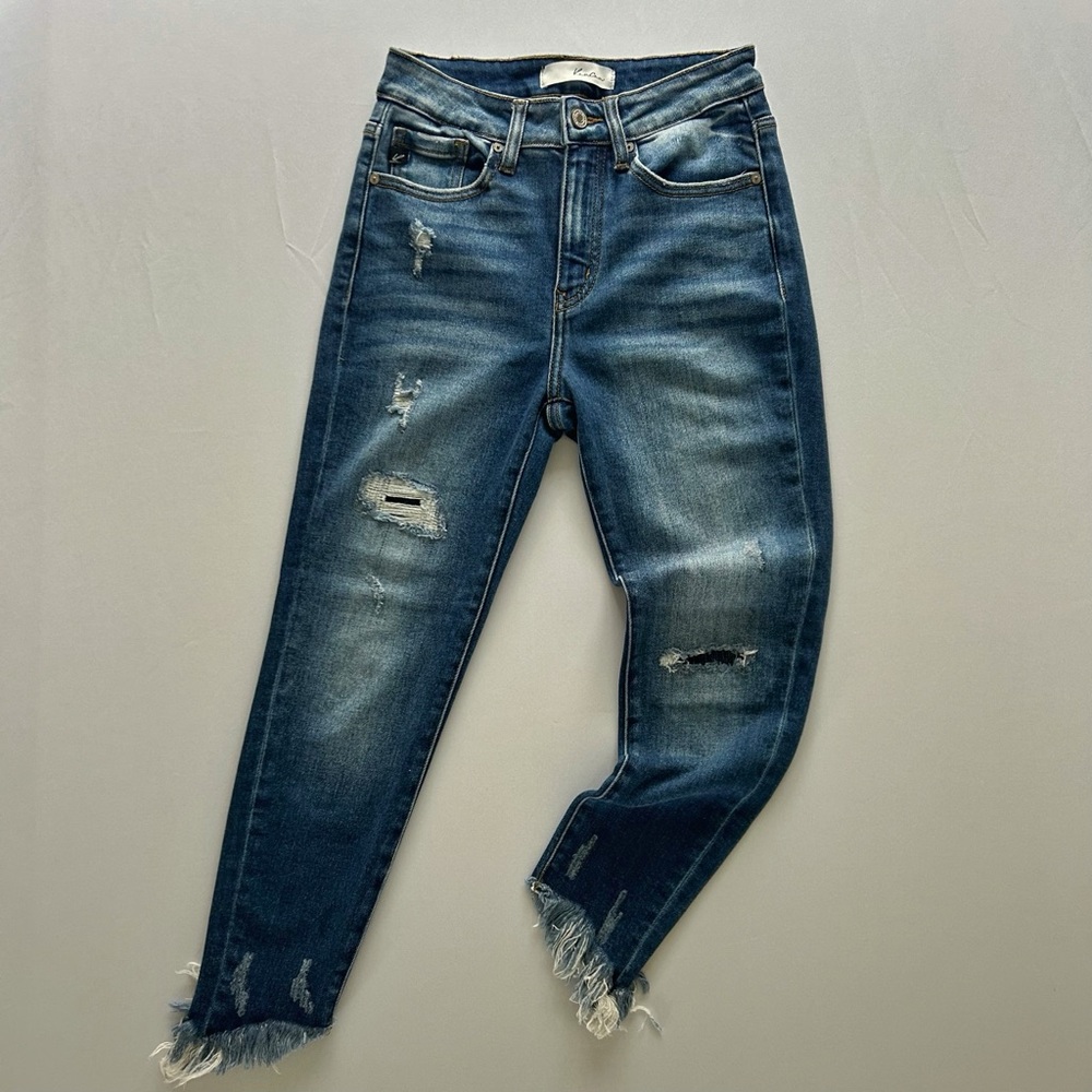 KanCan Medium Wash Distressed Skinny Jeans Ankle Length Raw Hem Size 3/25